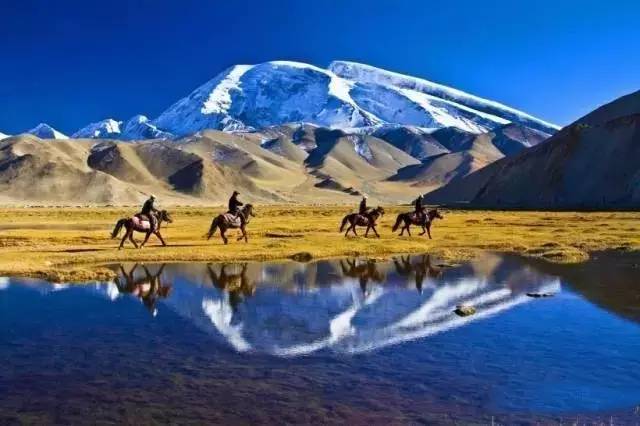 探索最新美景，自信之旅与成就感的收获之路